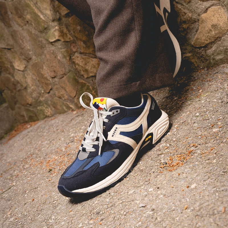 CAPRA - NAVY - BASKETS TECHNIQUES ET DURABLES