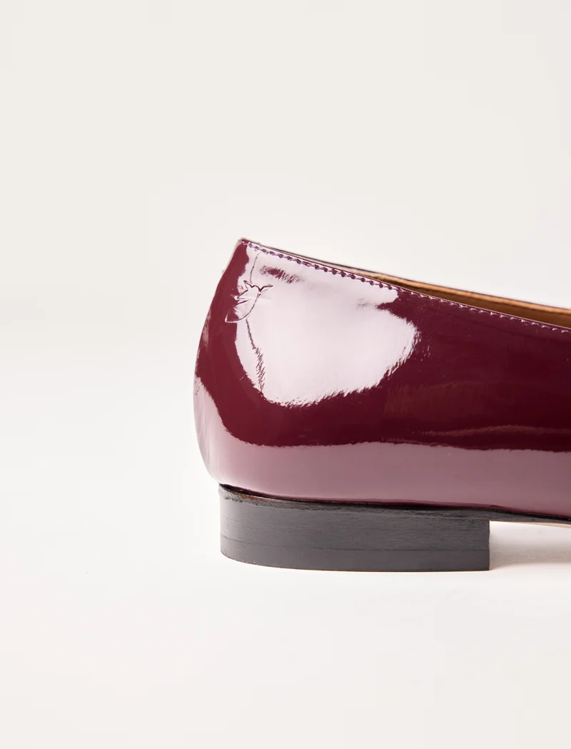 Camélia - Aubergine Verni