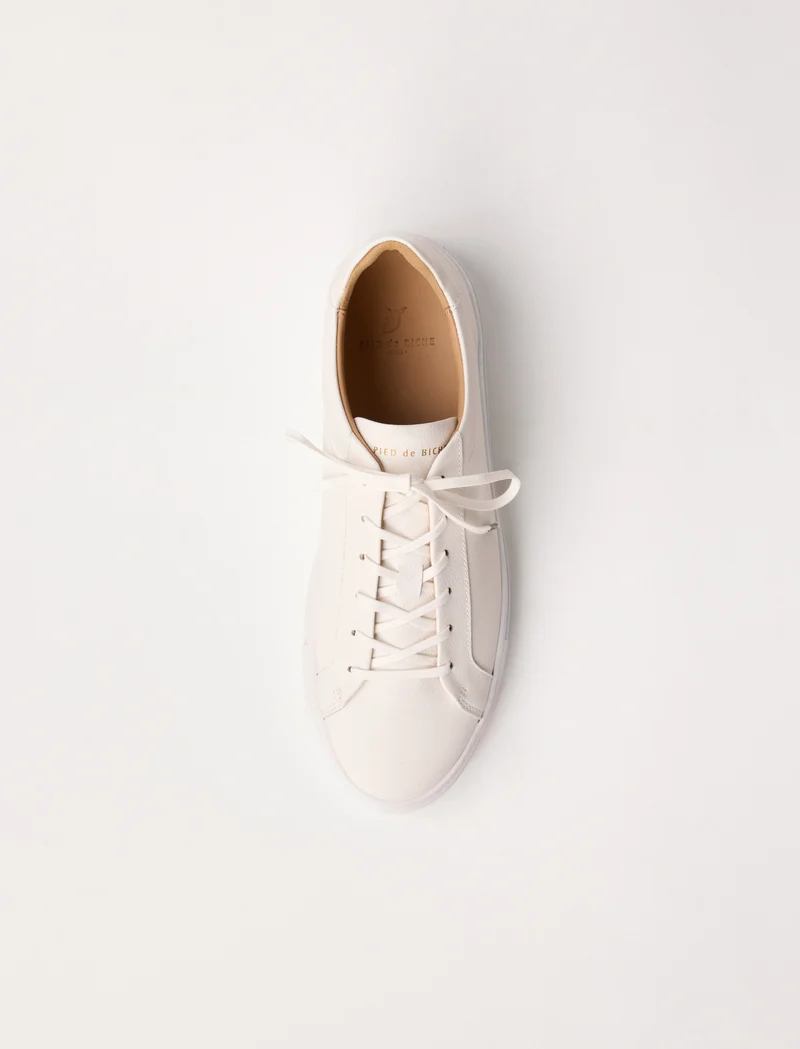 Billy V4 - Blanc grainé