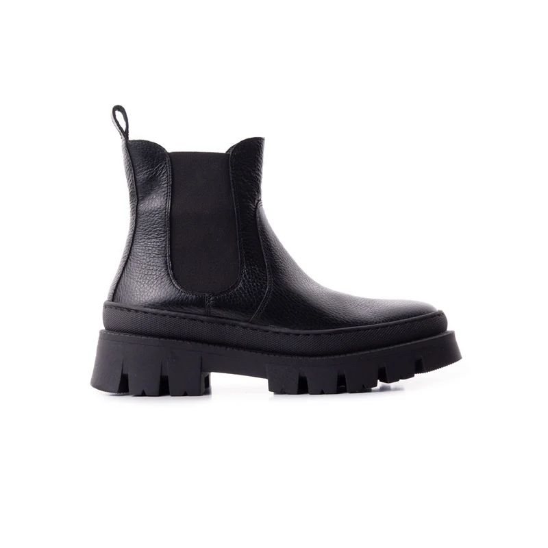 Forli Black Leather