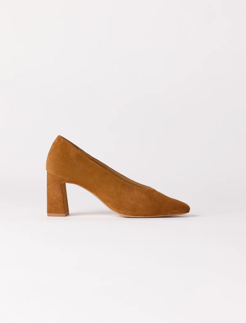 Sophie - Camel