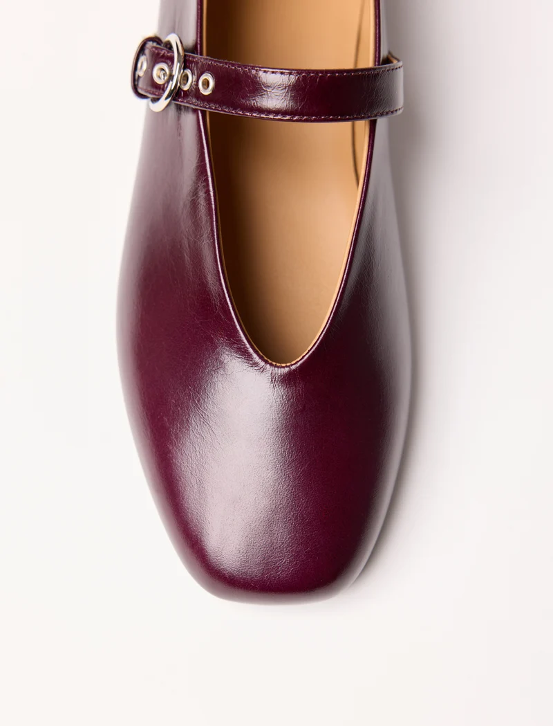 June - Aubergine