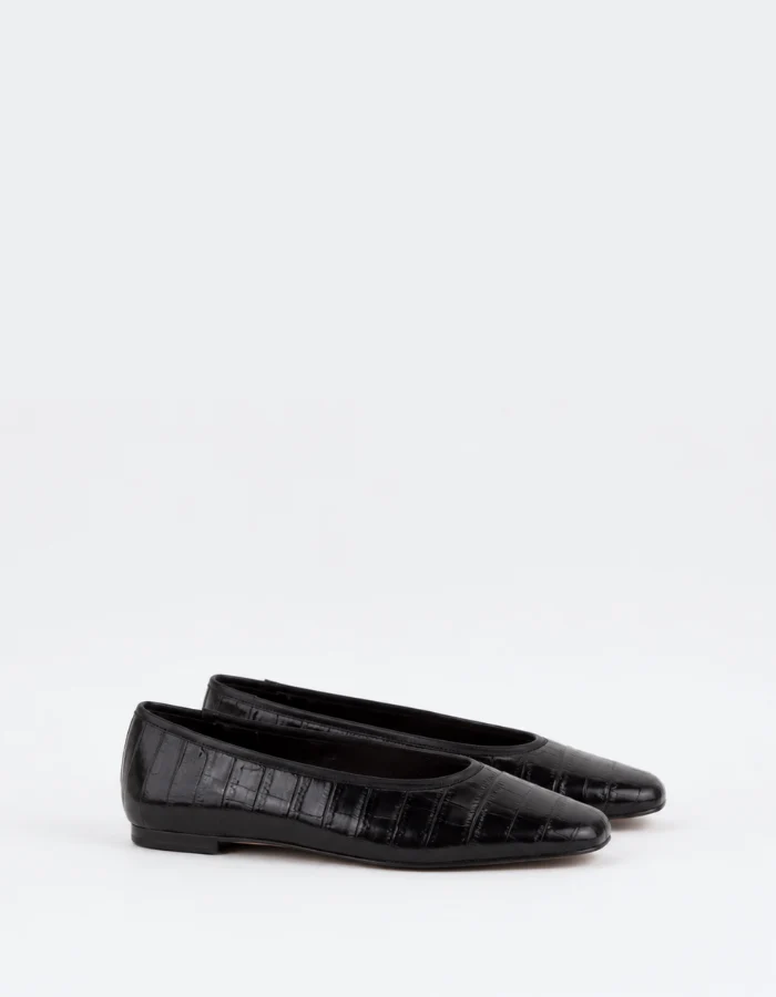 Juniper Black Eel Leather