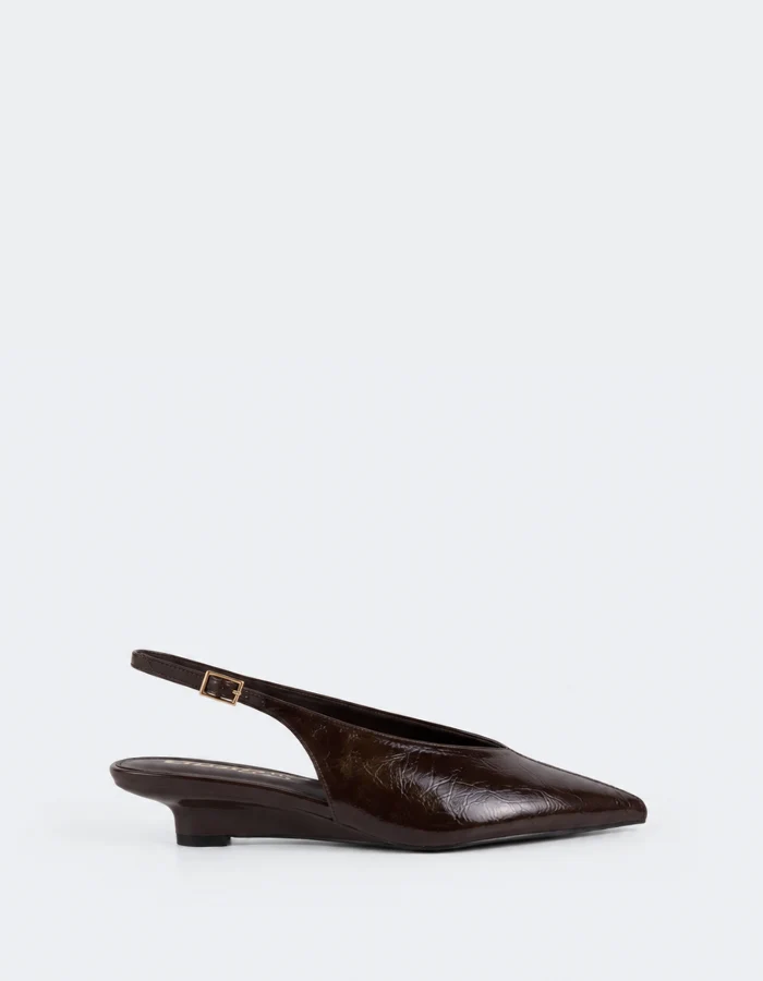 Rosera Brown
