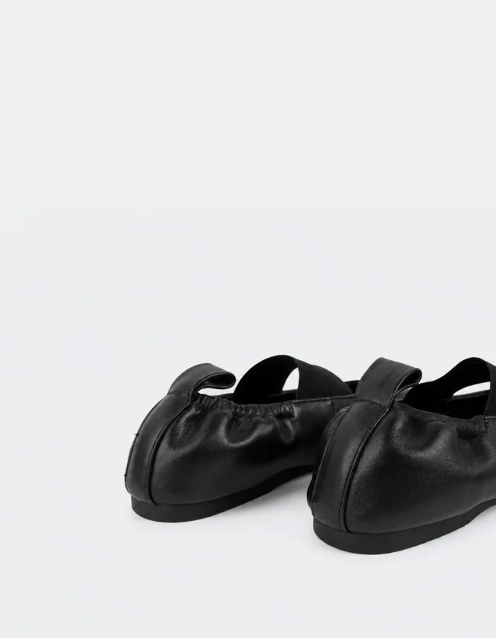 Fleury Black Leather