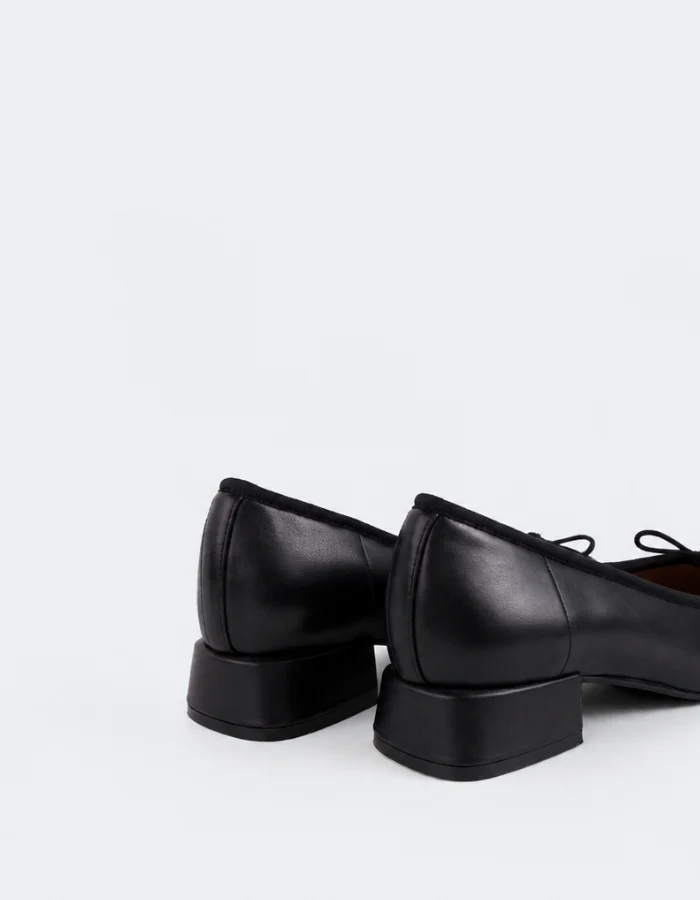 Mirel Black Leather