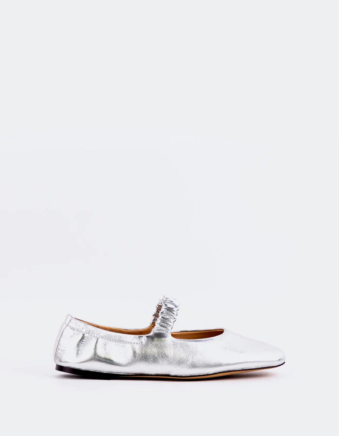 Miah Silver Leather