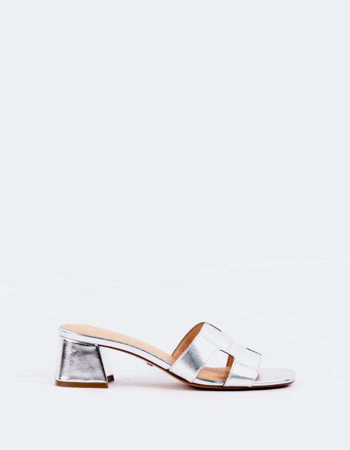 Arcylee Silver Leather