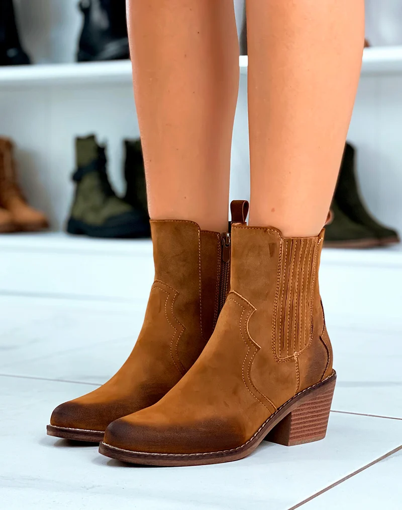 BOTTINES CAMEL ? BOUT POINTU ? EFFET DAIM