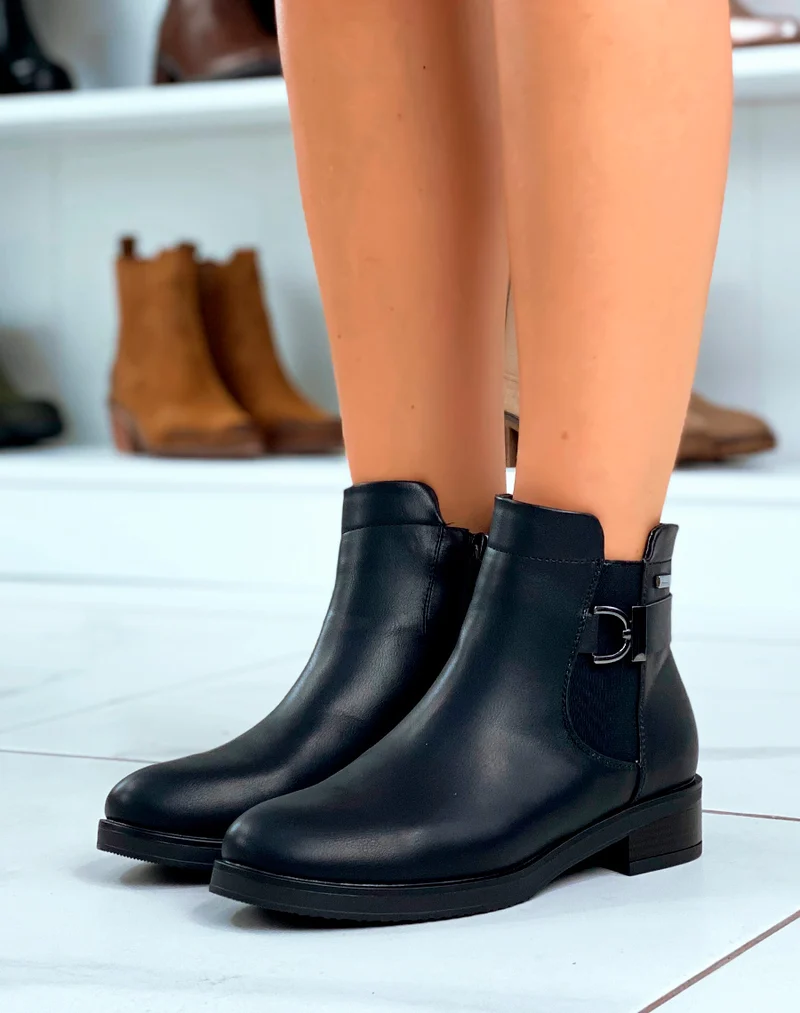 Bottines noires à élastique et détail argentés
