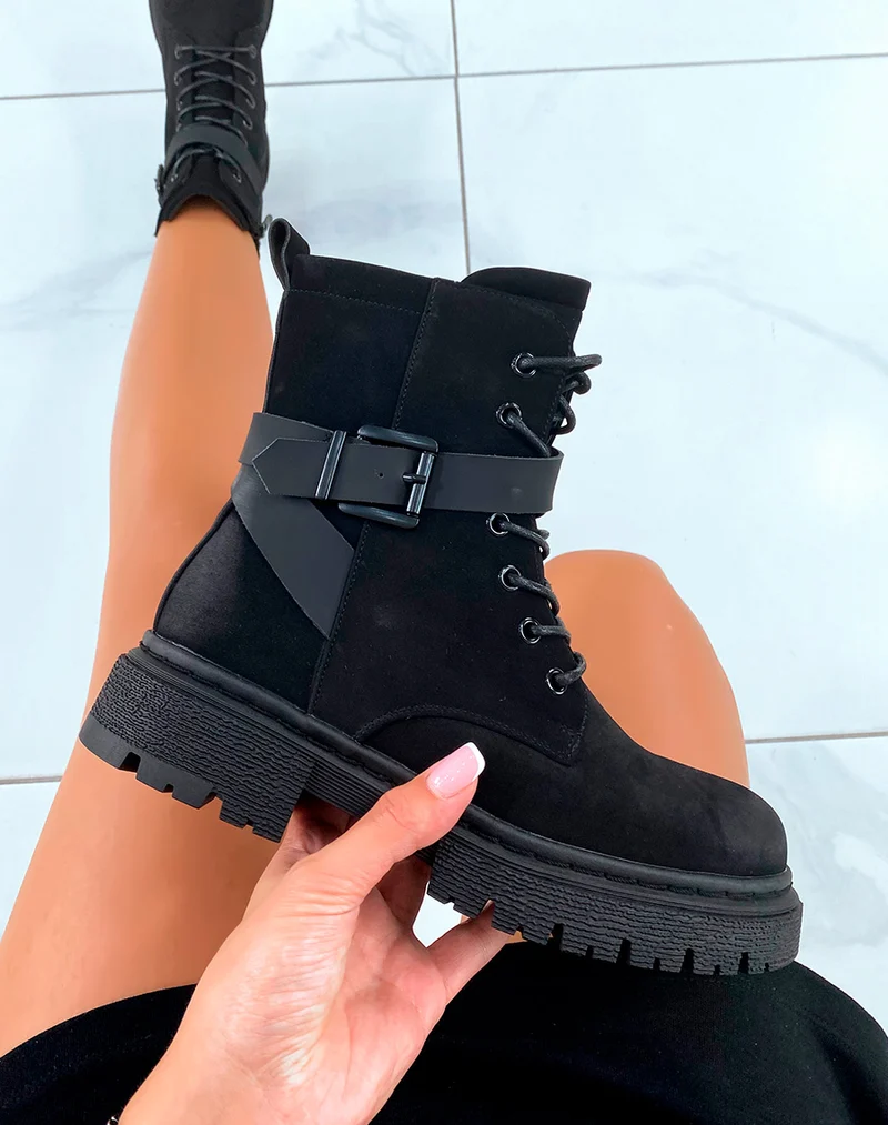 Bottines Noires à Lacet avec Brides Ajustables pour Femmes
