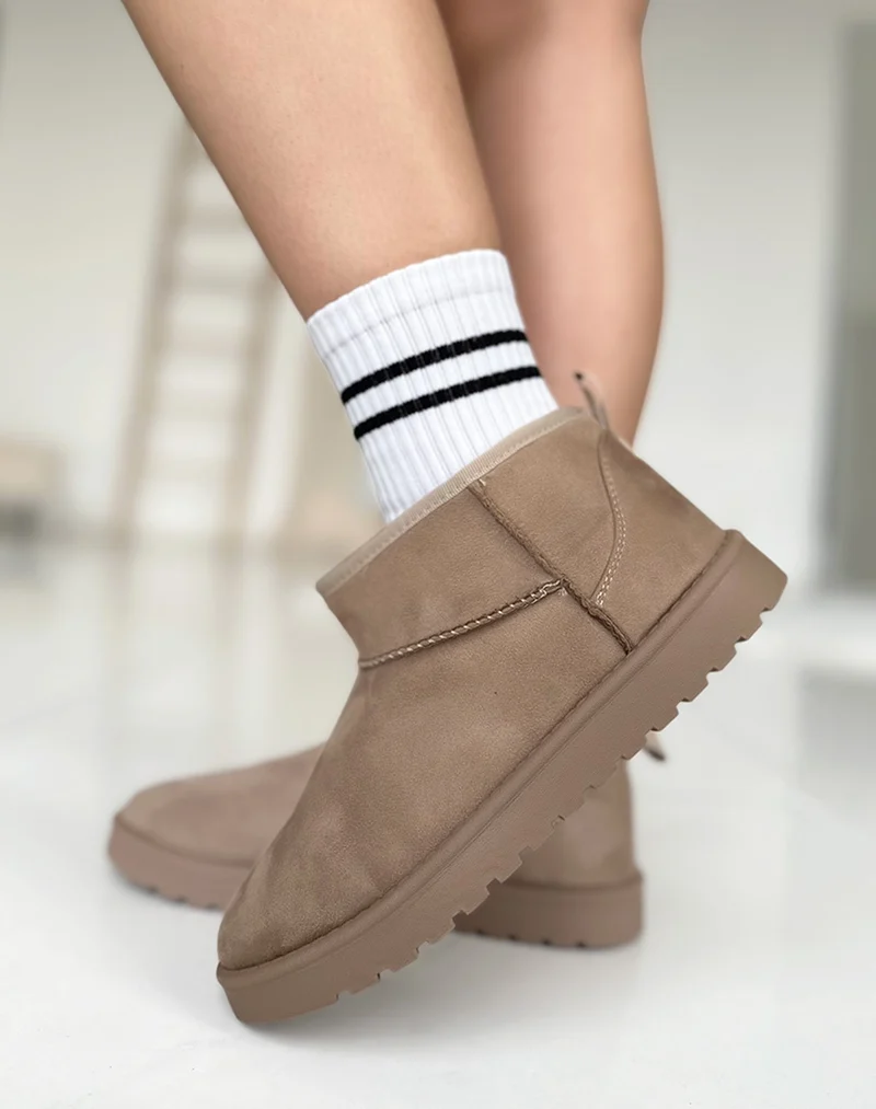 Bottines taupe fourrées en suédine