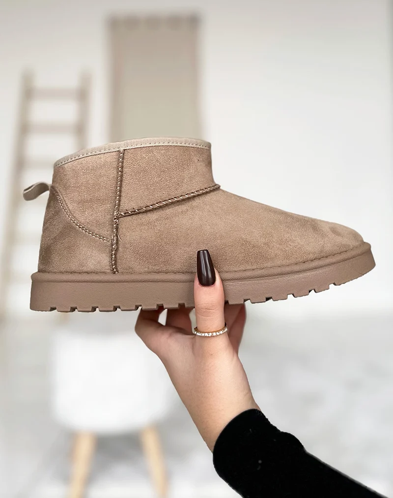 Bottines taupe fourrées en suédine