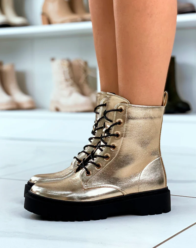 Bottines Éclat Doré à Lacets et Semelle Crantée pour Femme