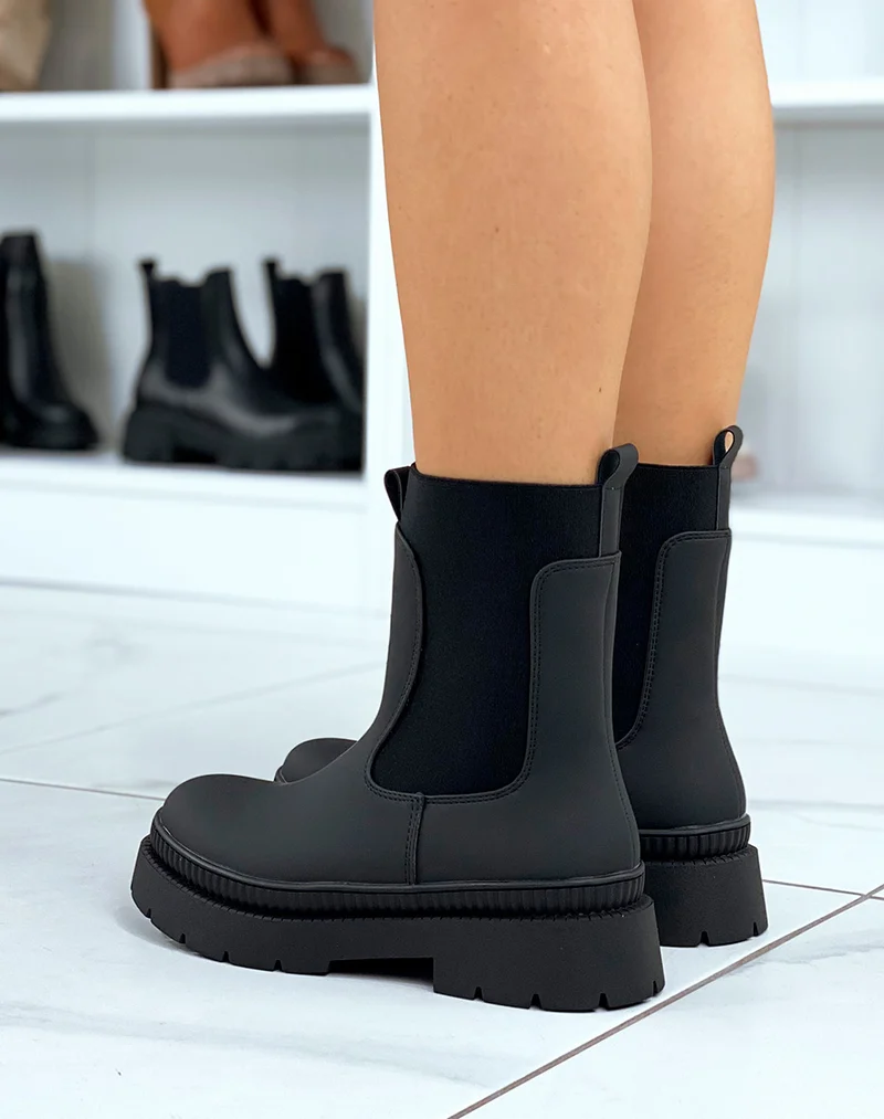 Bottines noires effet mat avec élastique