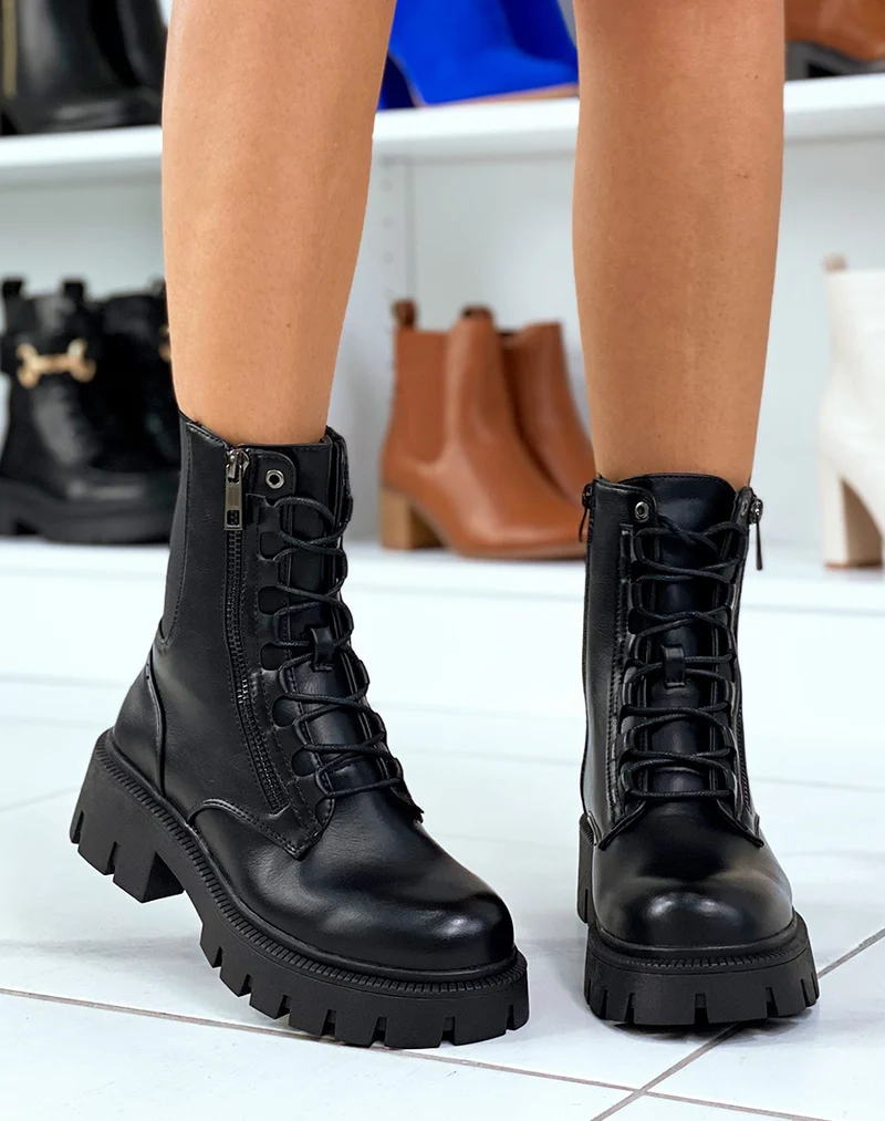 Bottines noires montantes à lacet et à zip