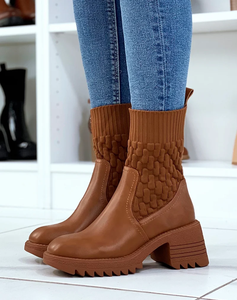 Bottines camel effet chaussette à talon épais à semelle crantée