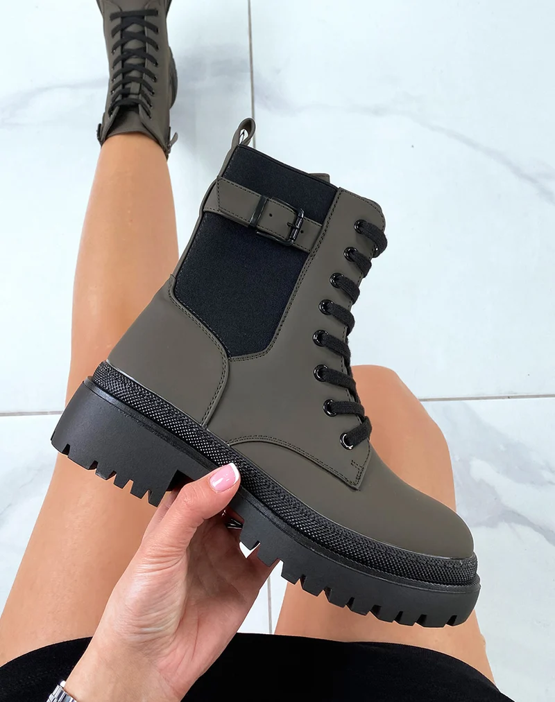 Bottines kakis gommées avec élastique