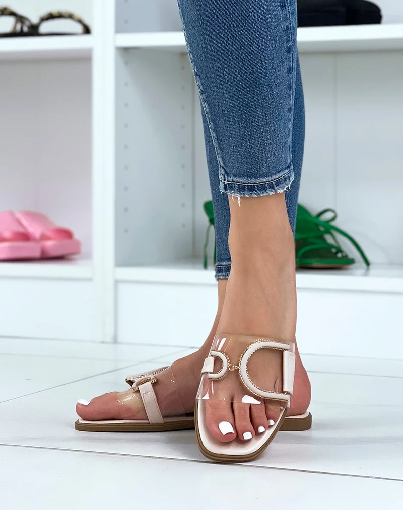Mules plates beiges à bride transparente et bijoux doré