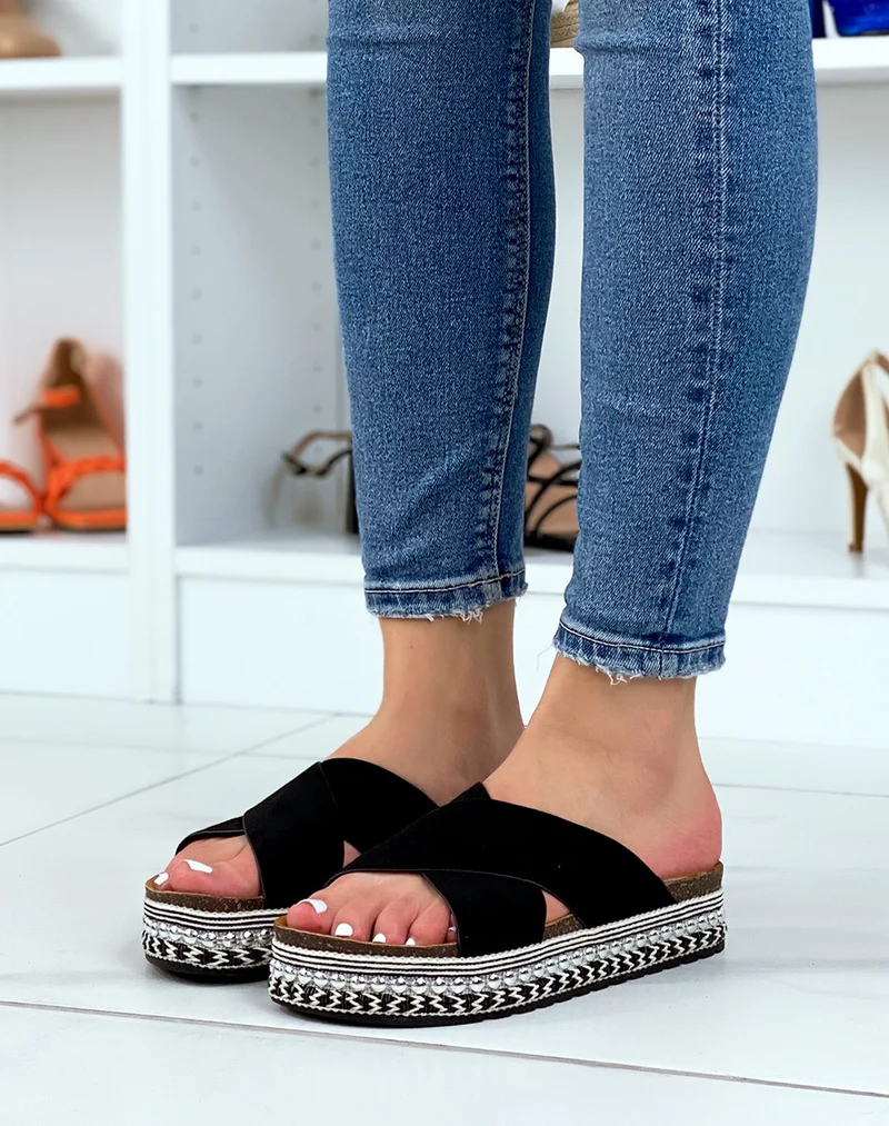 Mules en suédine noire à brides entrecroisées à plateforme