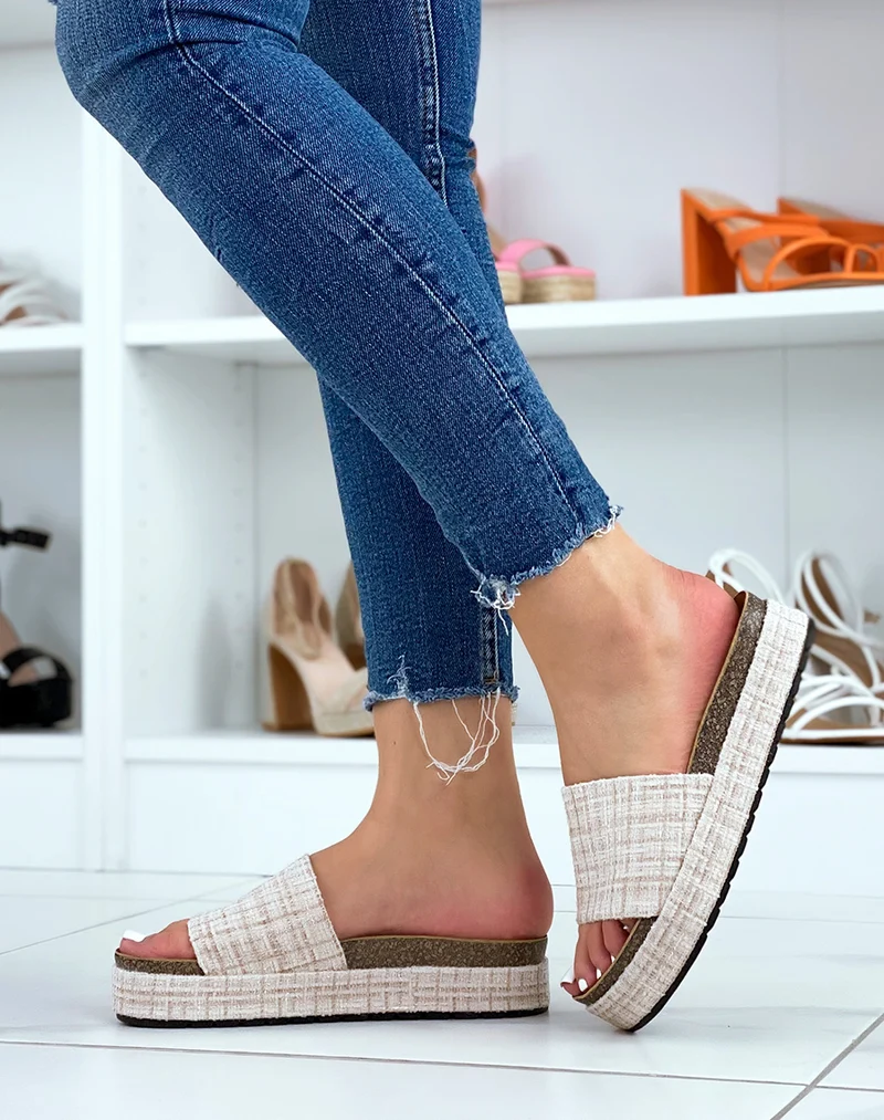 Mules plates en tweed beige