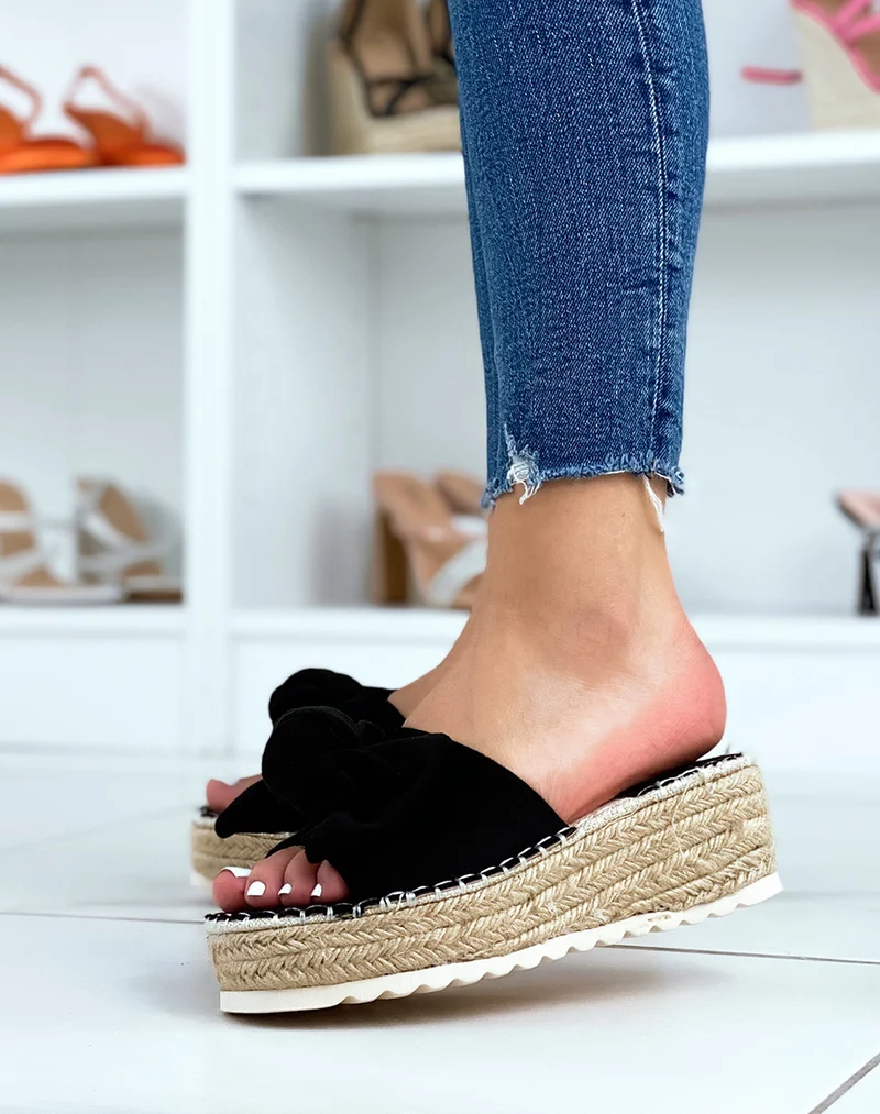 Mules compensées noires à nœud