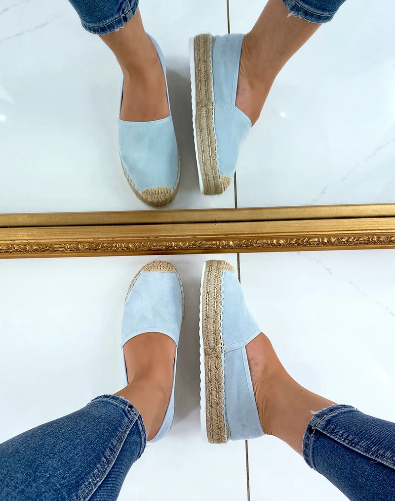 Espadrilles en jute et en suédine bleu clair