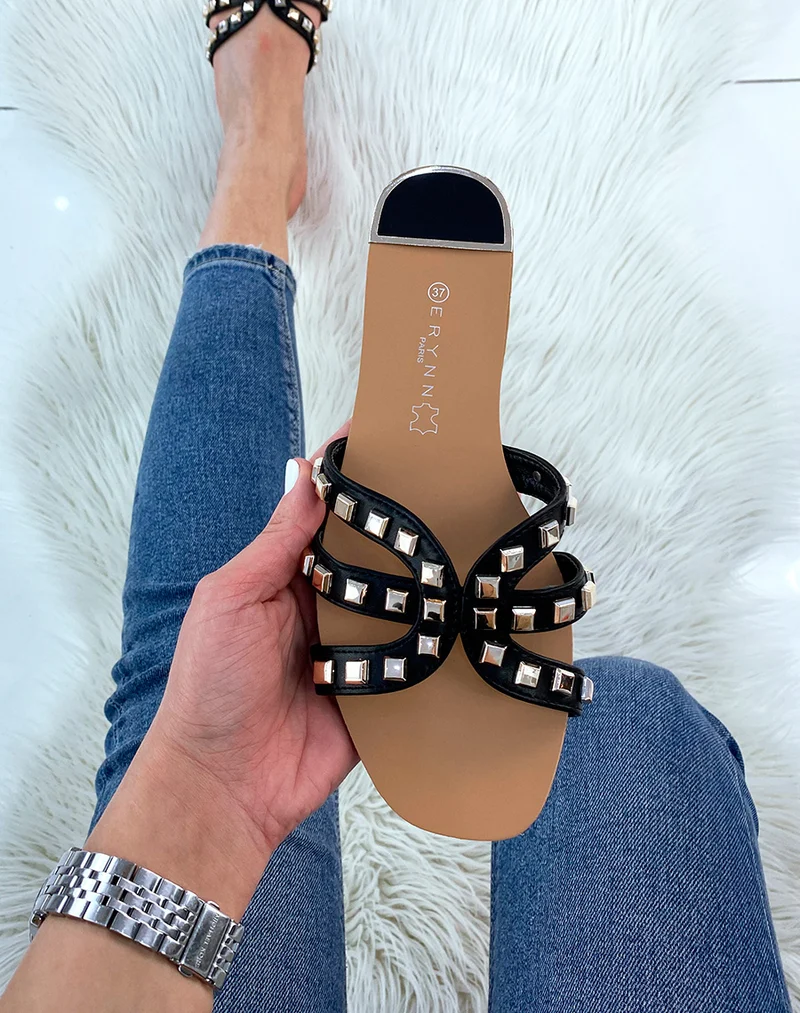 Mules noires à multiples brides ornées de clous