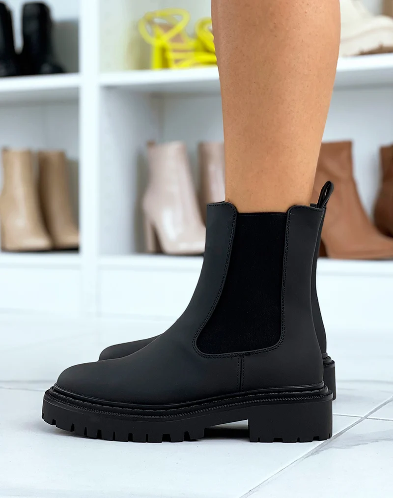 Bottines noires style chelsea à bout carré