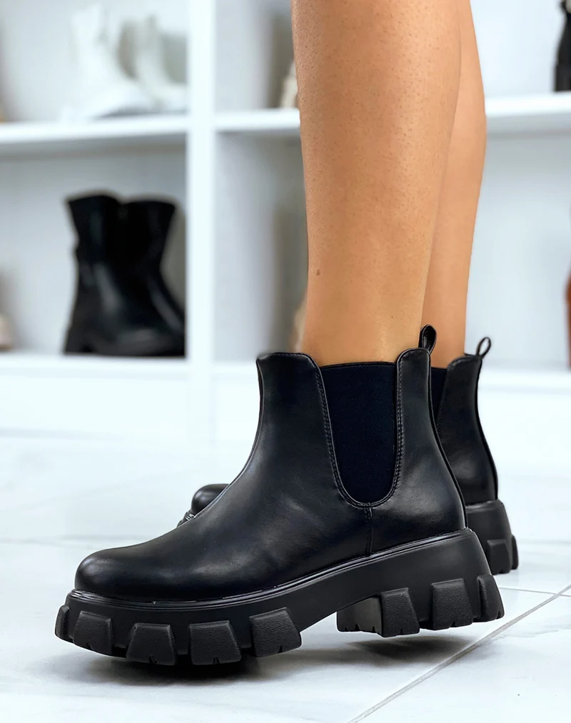Bottines élastiques à semelles crantées noires