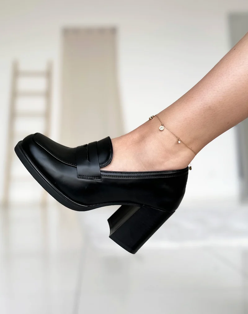 Mocassins noirs à talon épais