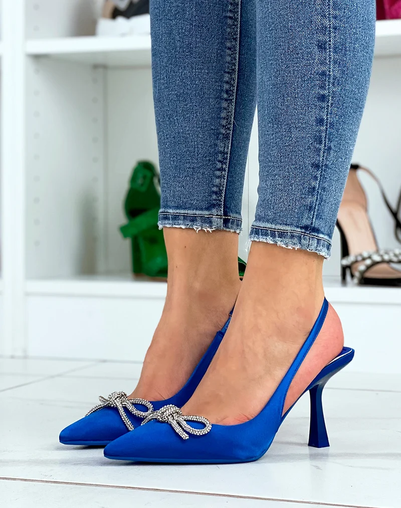 Escarpins bleues à noeud avec strass et talon fin
