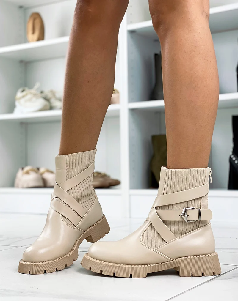Bottines effet chaussettes à lanières entrecroisées beiges