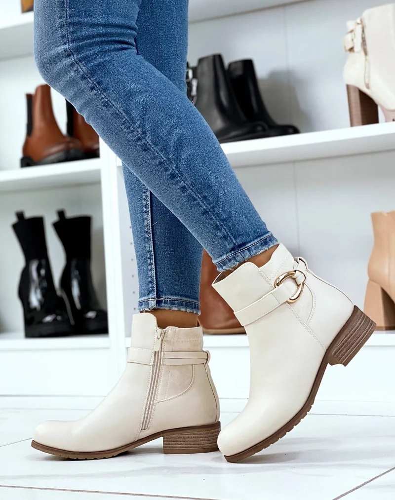 Bottines beiges à lanière à anneau doré