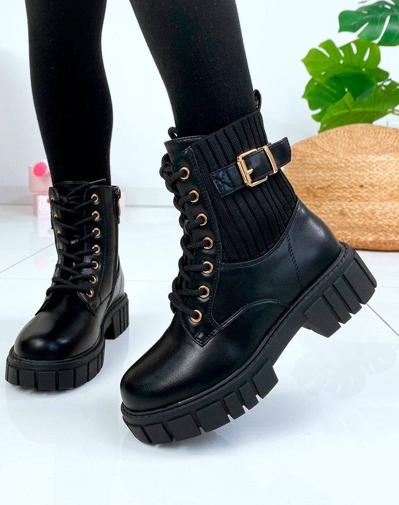 Bottines noires à lacets et détails dorés