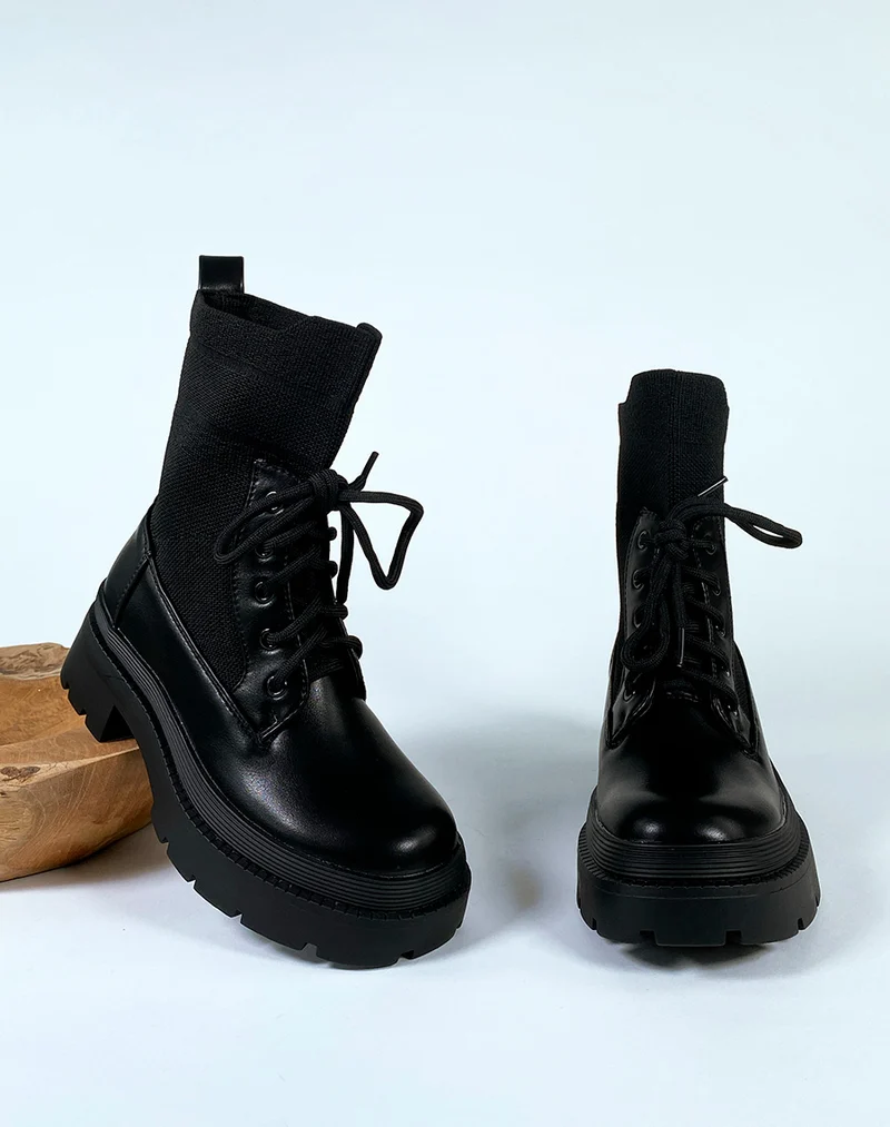 Bottines noires à lacets et élastique
