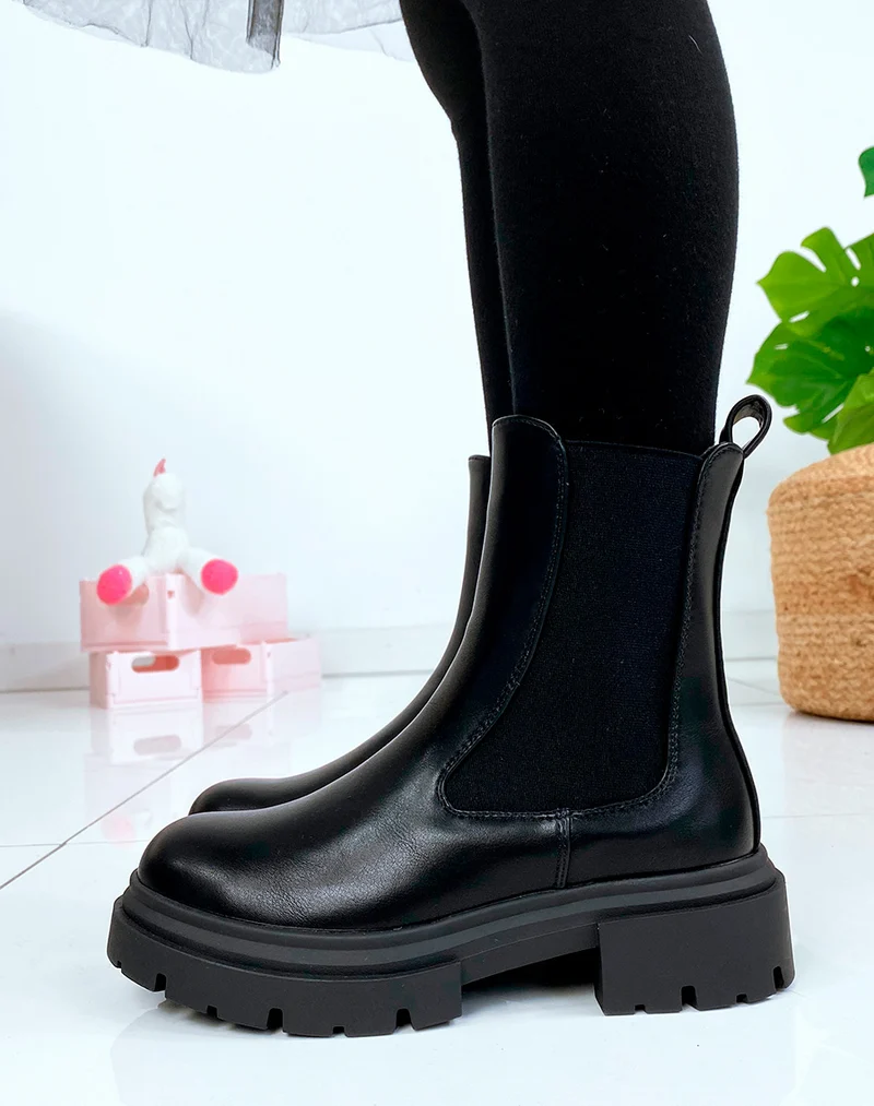 Bottines noires style chelsea boots à élastique et fermeture éclaire