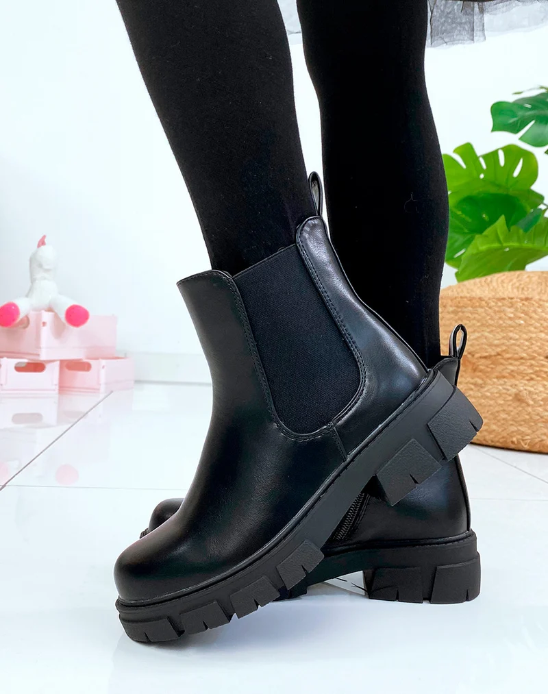 Bottines noires style chelsea boots