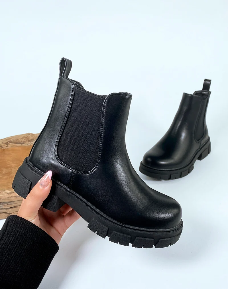 Bottines noires style chelsea boots