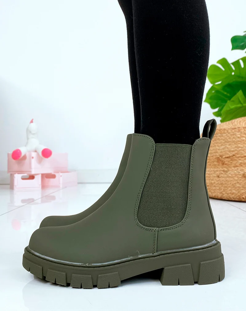 Bottines kaki style chelsea boots