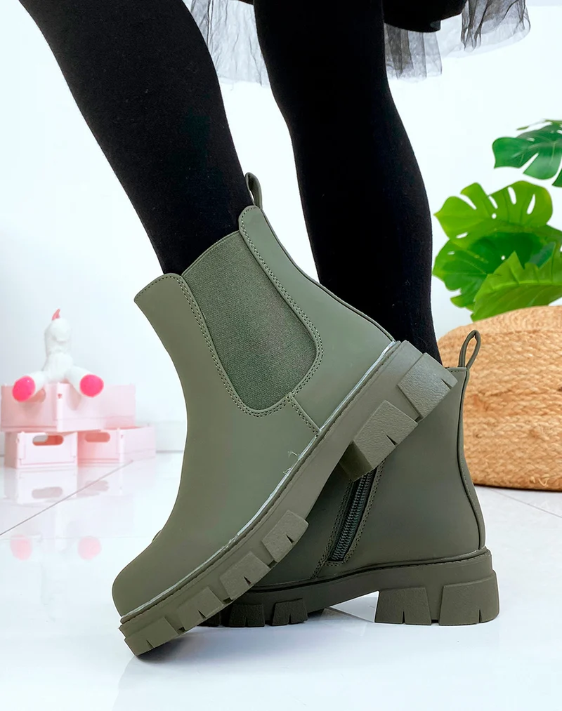 Bottines kaki style chelsea boots