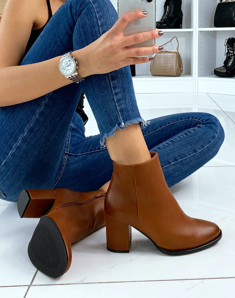 Bottines à talon camel en similicuir