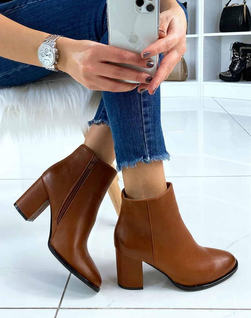 Bottines à talon camel en similicuir