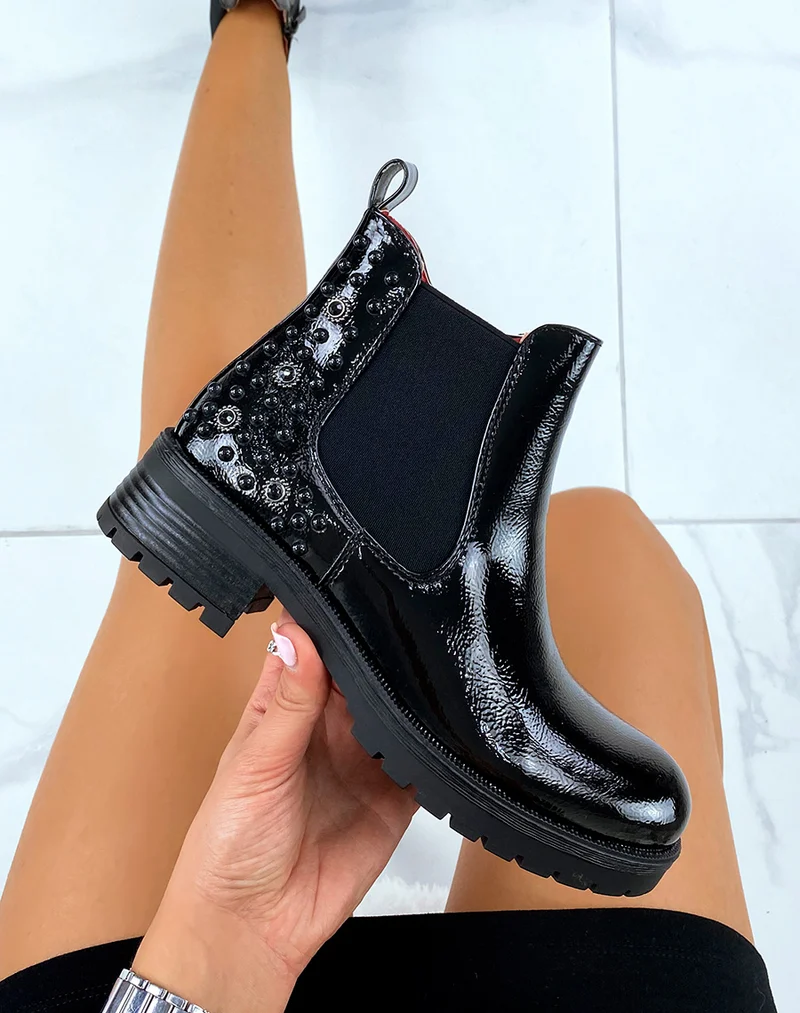 Bottines vernies noires à bijoux