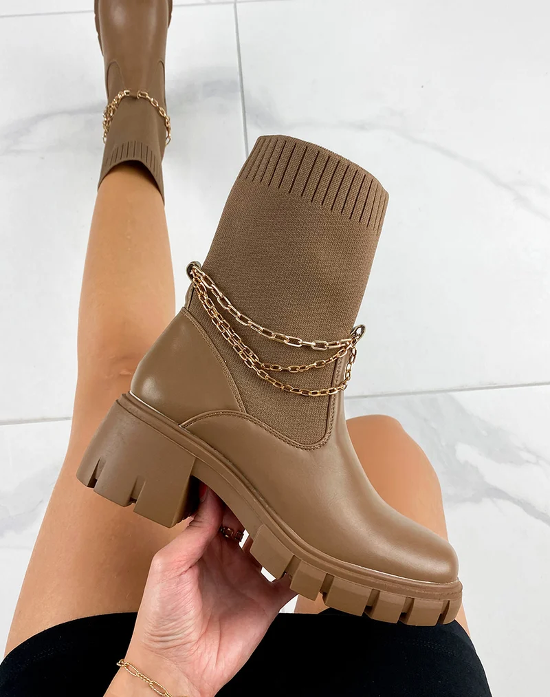Bottines marrons style chaussette à triple chaînes à talon