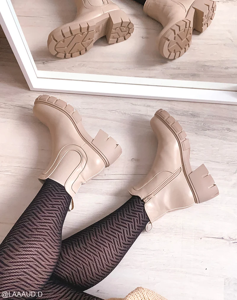 Bottines beiges inspiration chelsea à petit talon