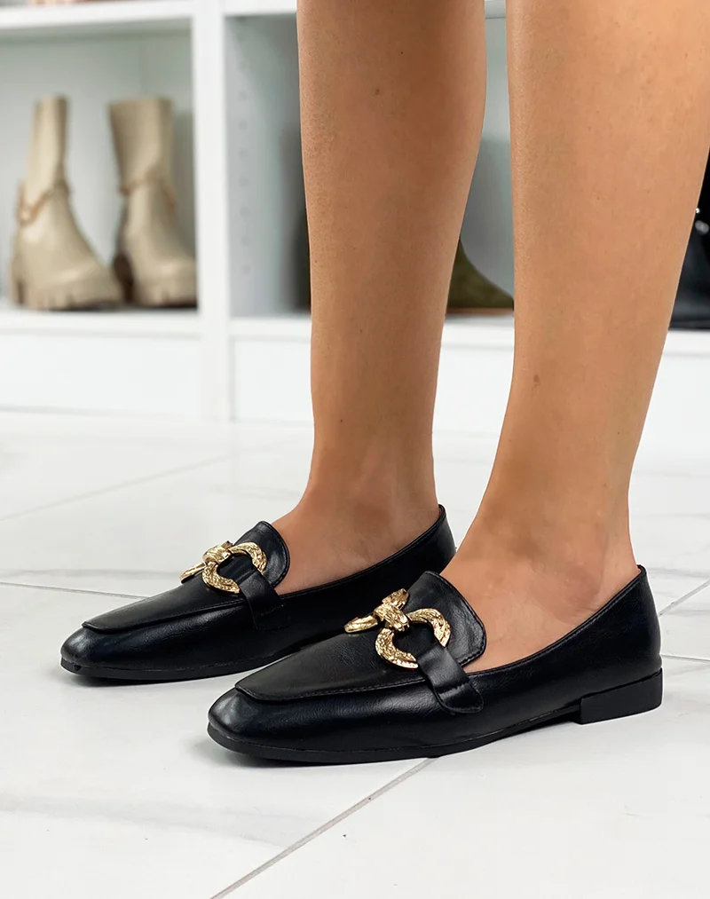 Mocassins plats noirs à double boucles dorées