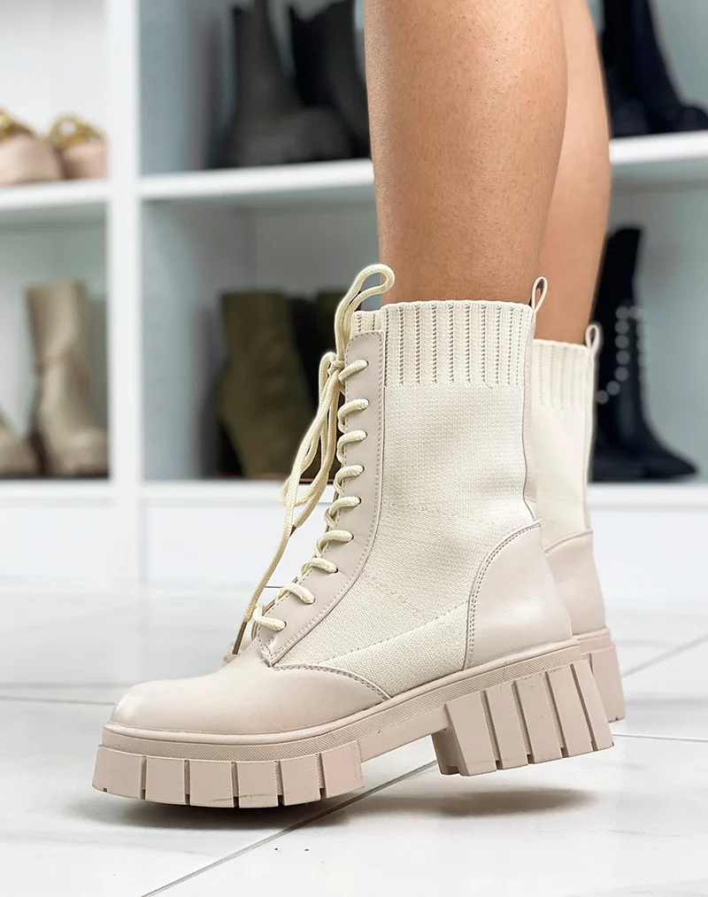 Bottines beiges montantes effet chaussette à semelle talonnée