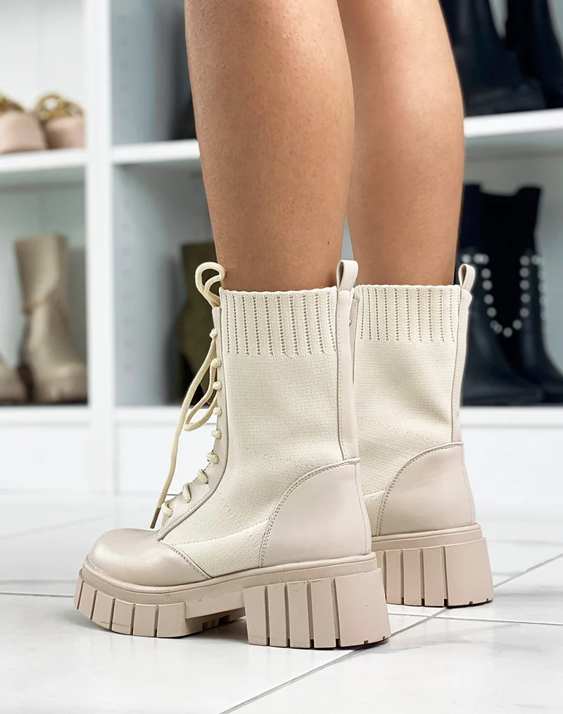 Bottines beiges montantes effet chaussette à semelle talonnée