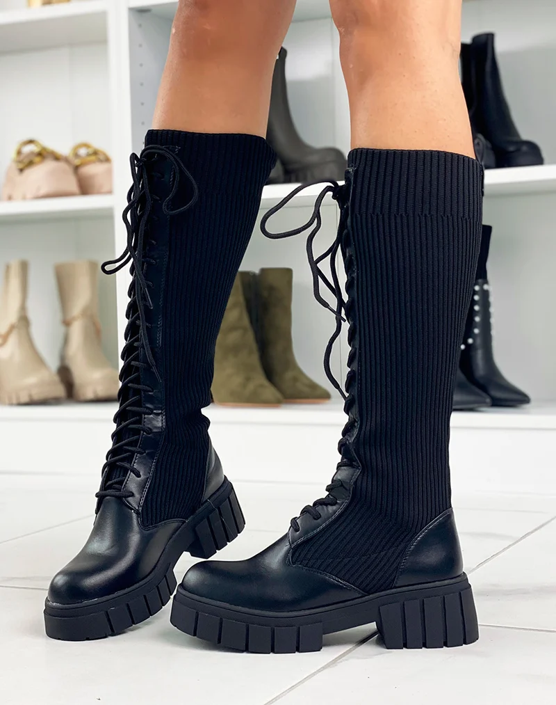 Bottes noires effet chaussette à lacets